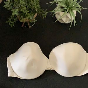 Victoria’s Secret Ipex strapless 36C